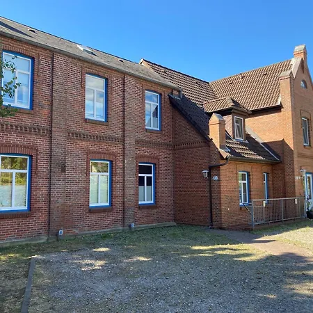 Apfelbluete, Badestrasse * 威克奥夫弗尔